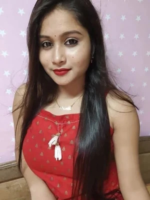 girlfriend type call girls in Delhi